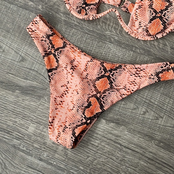 Zaful Snake Print Bikini - Picture 3 of 7